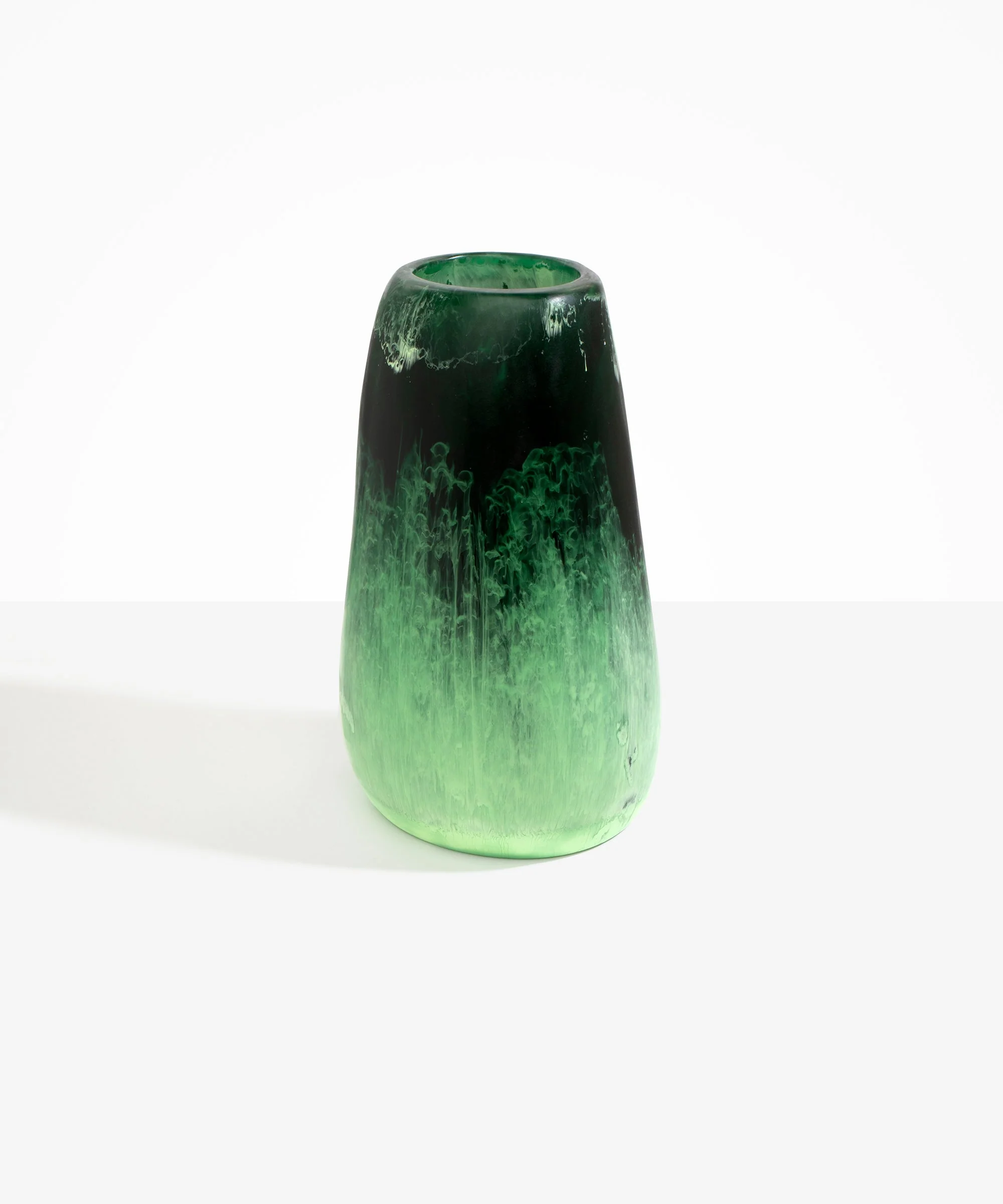 Grand Pebble Vase - Image 30
