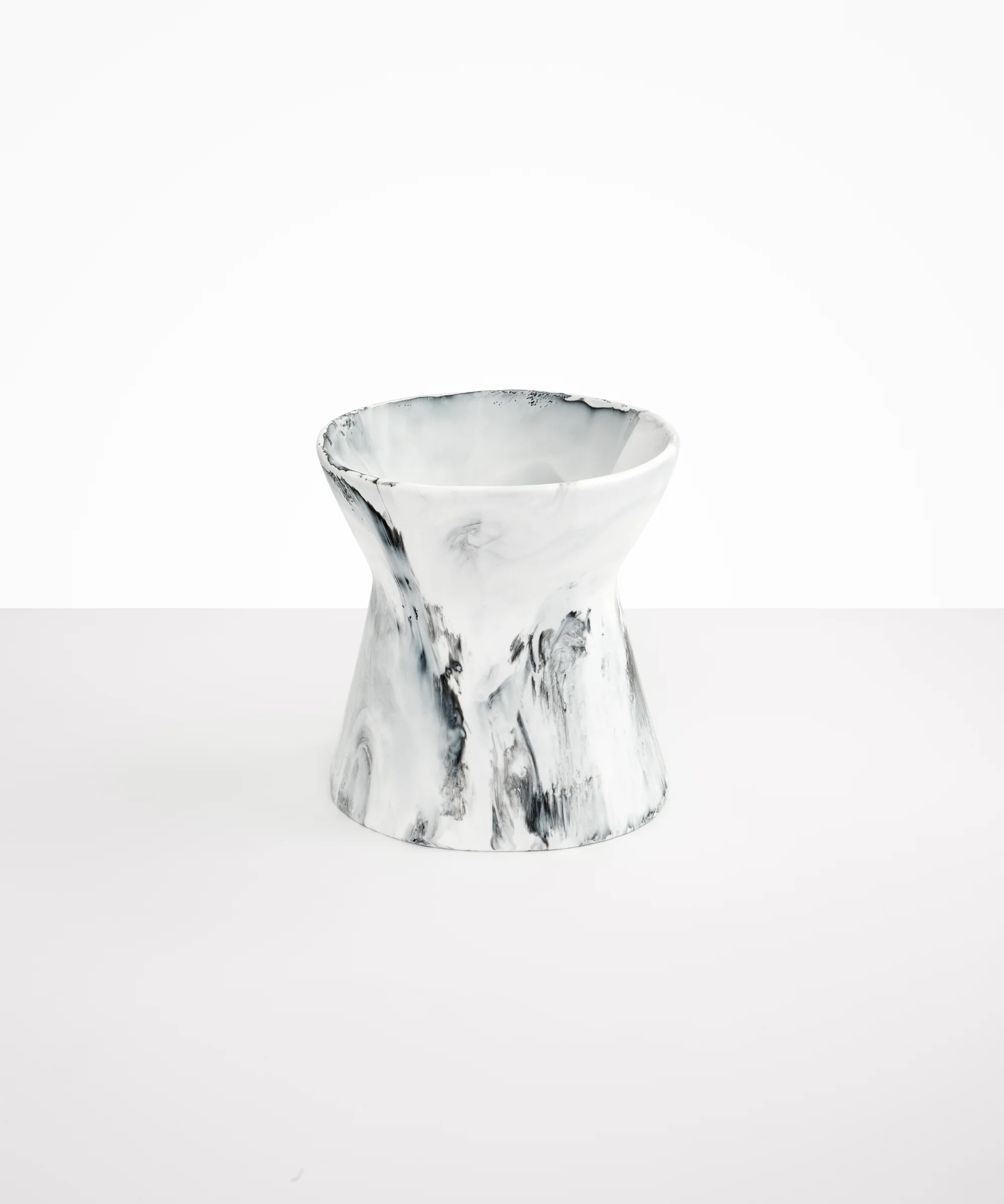 Large Bow Vase - Image 11
