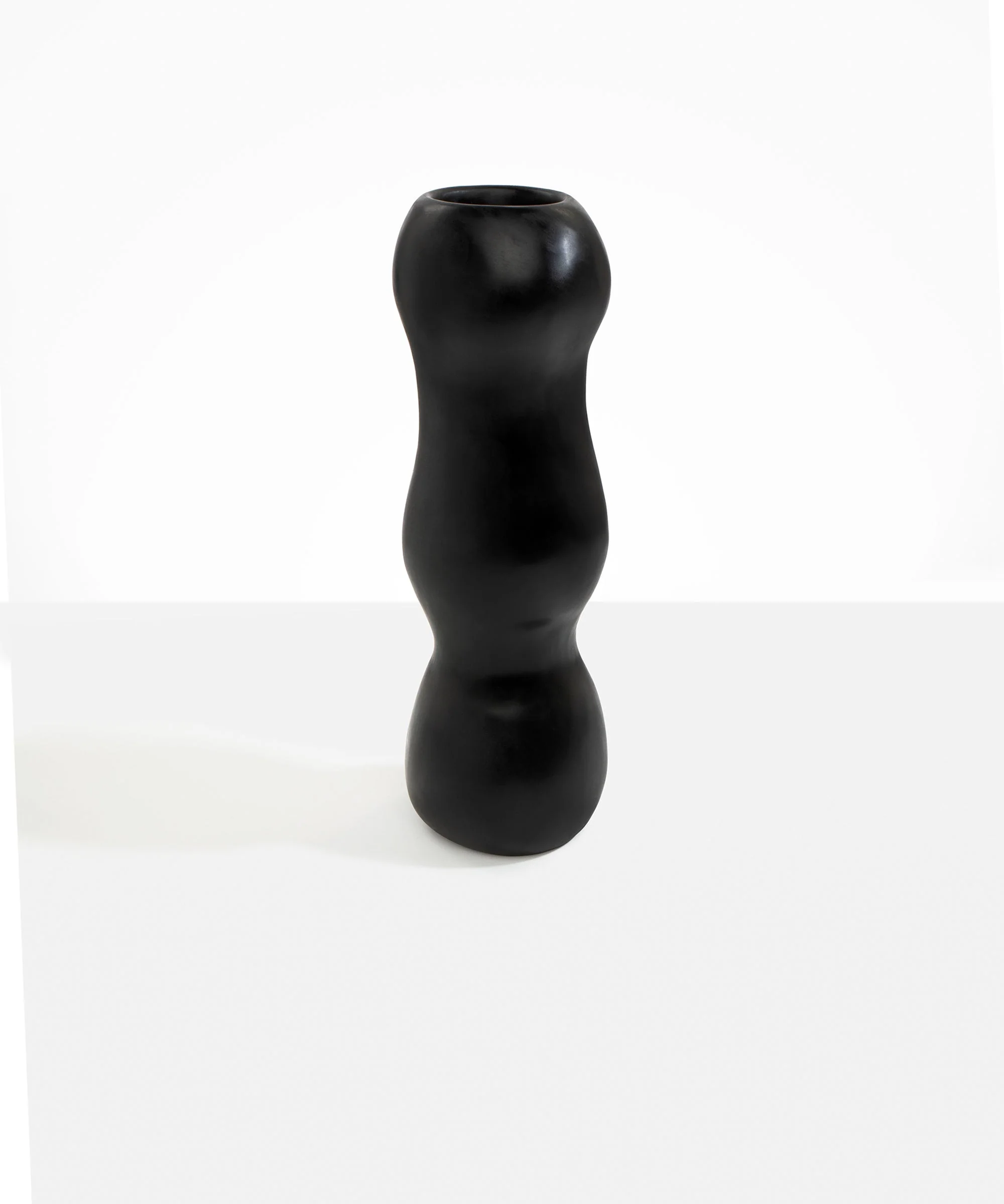 Large Mountain Vase - Image 11
