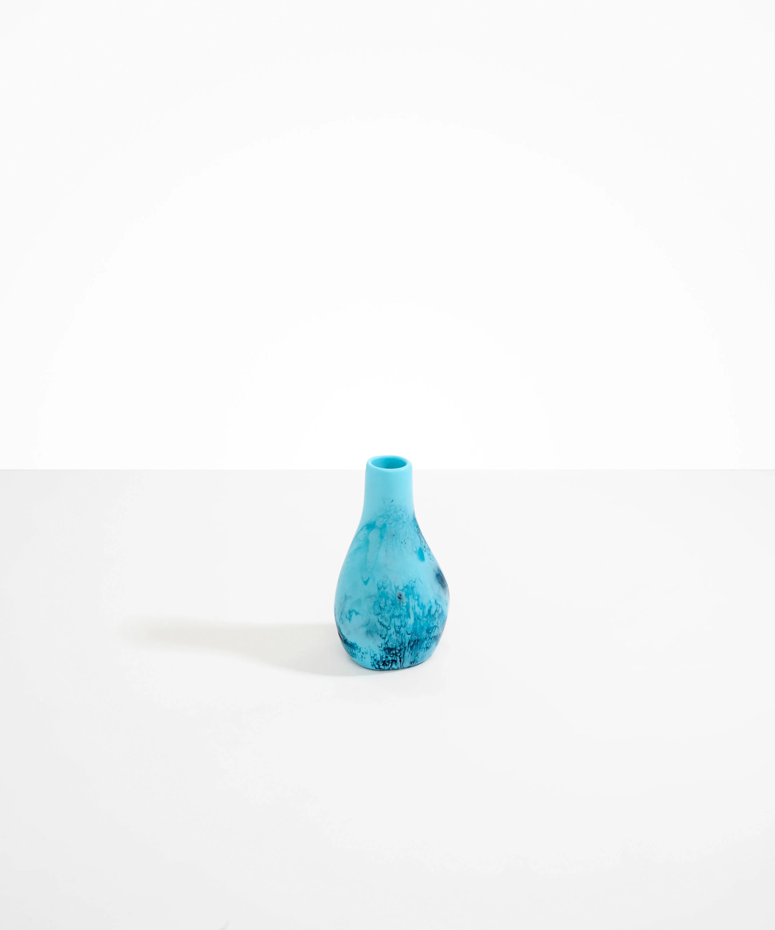 Medium Liquid Vase - Image 19
