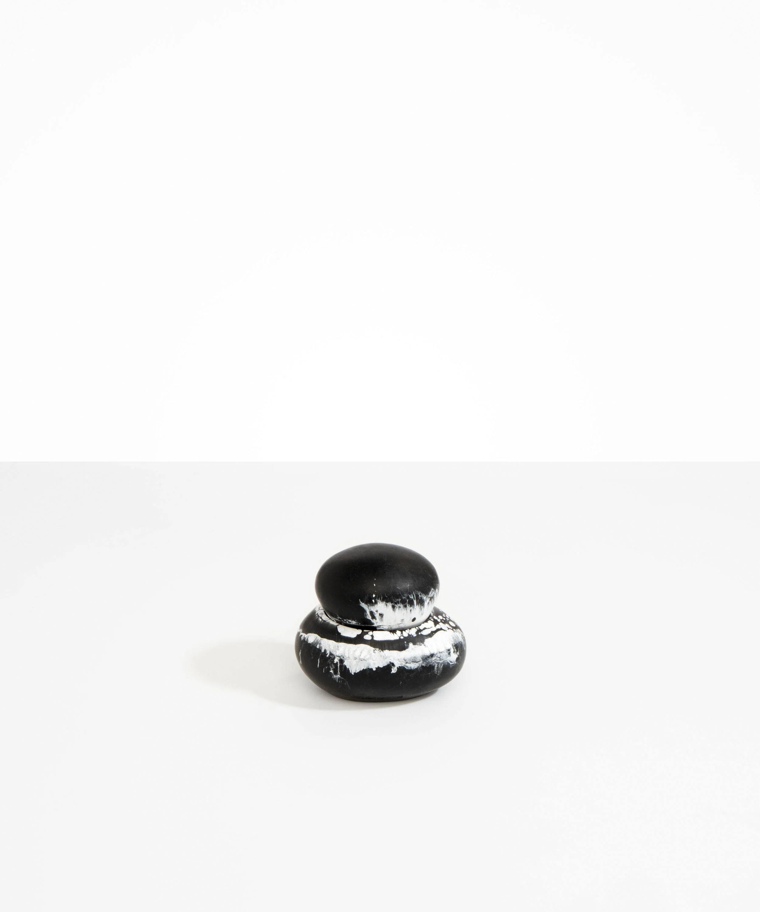 Medium Pebble Jar - Image 31