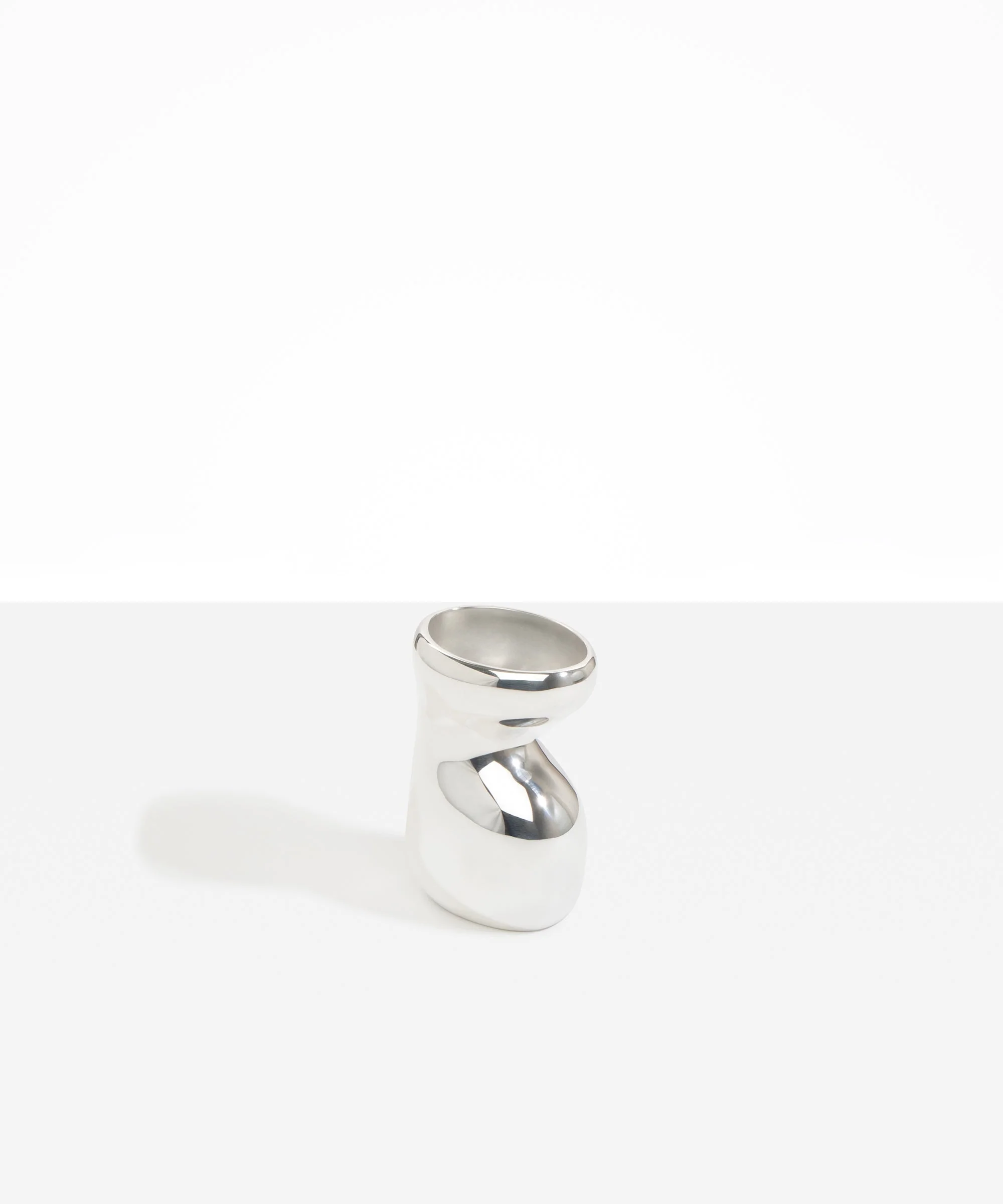 Metal Sprout Vase - Image 4