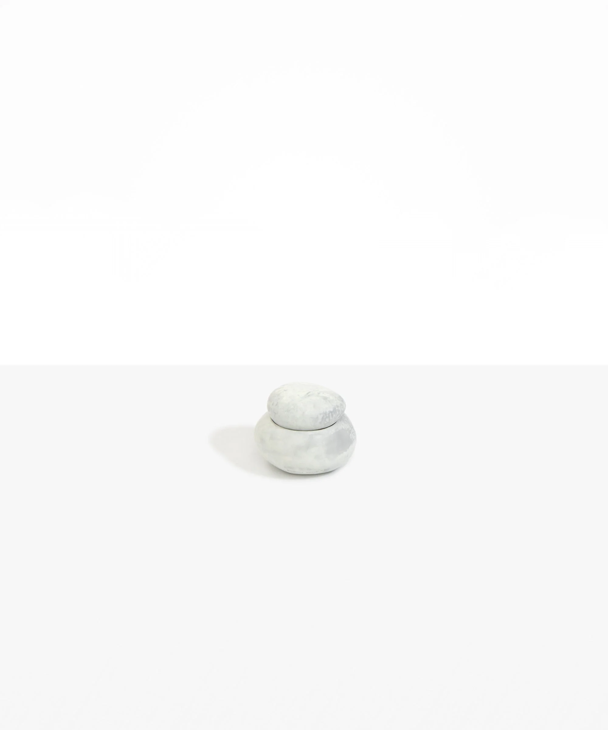 Small Pebble Jar - Image 11