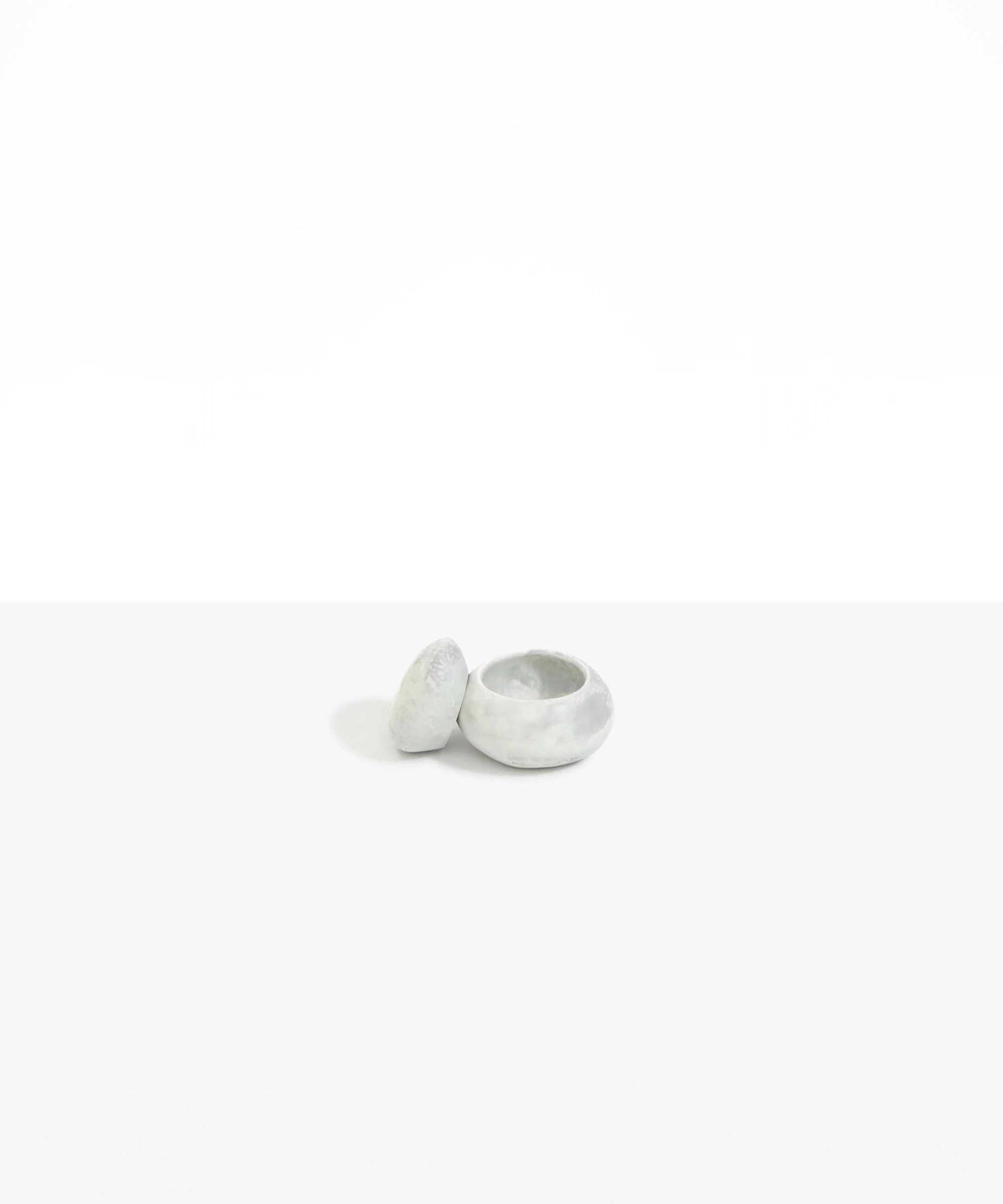 Small Pebble Jar - Image 12