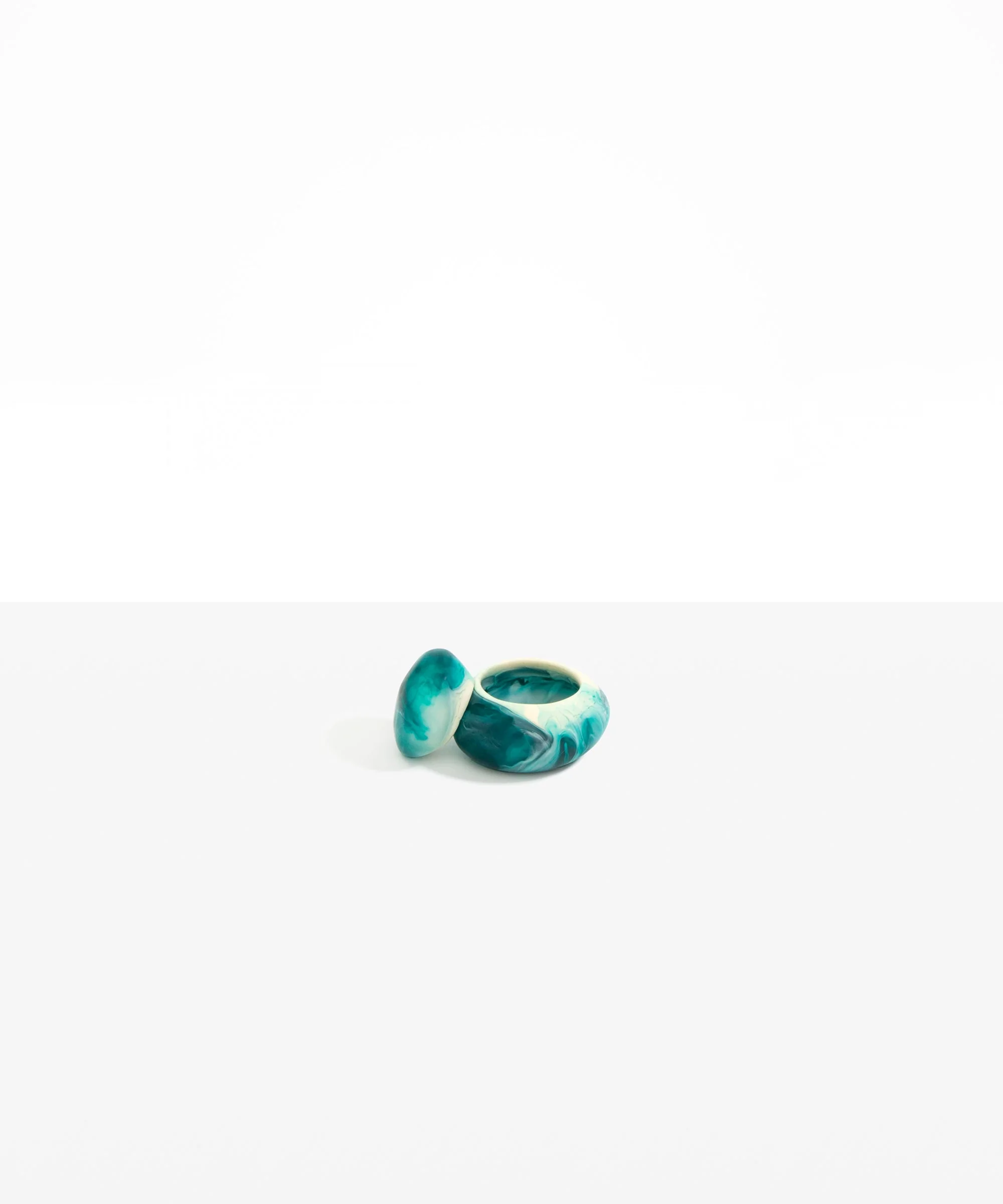 Small Pebble Jar - Image 32