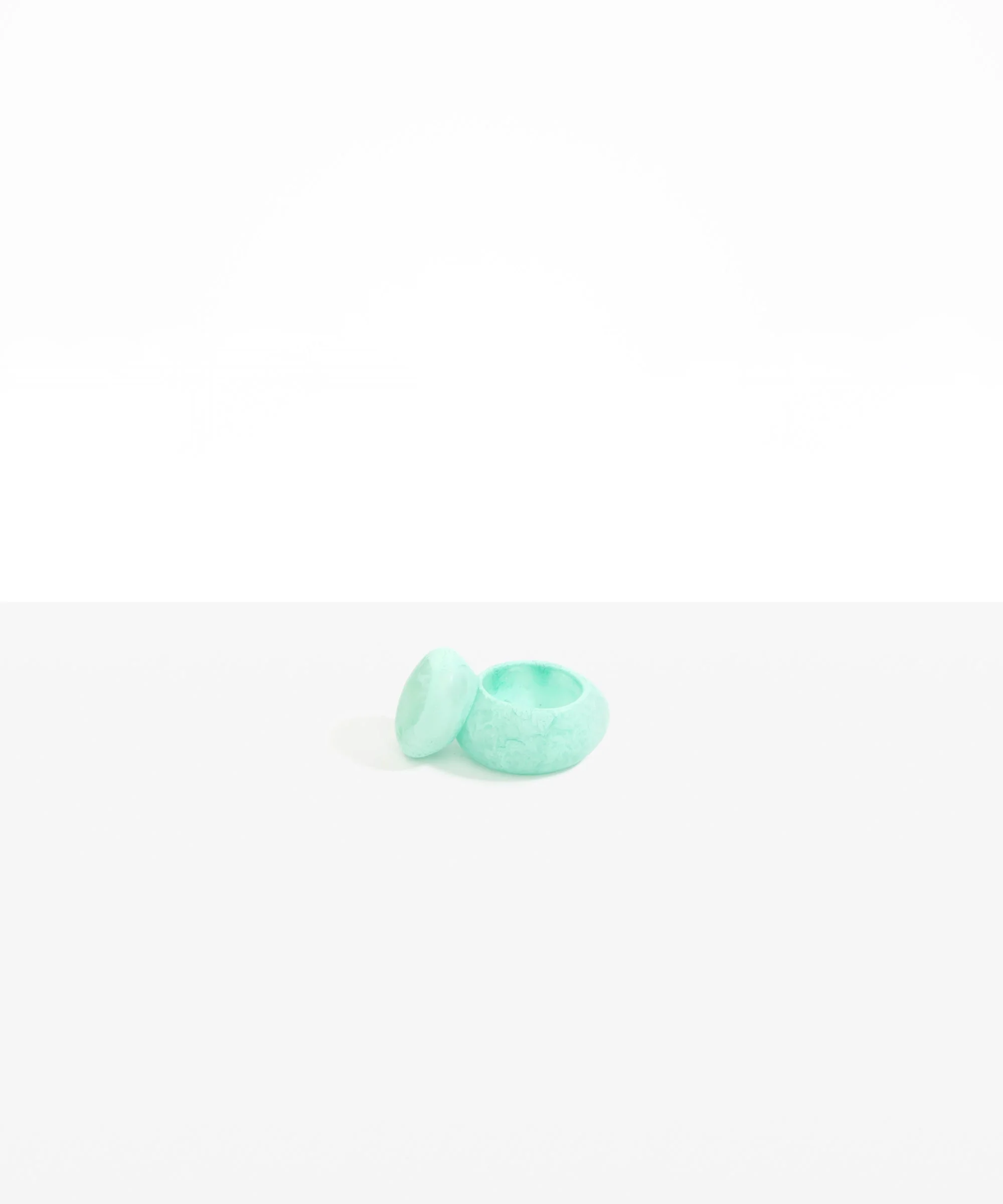 Small Pebble Jar - Image 34